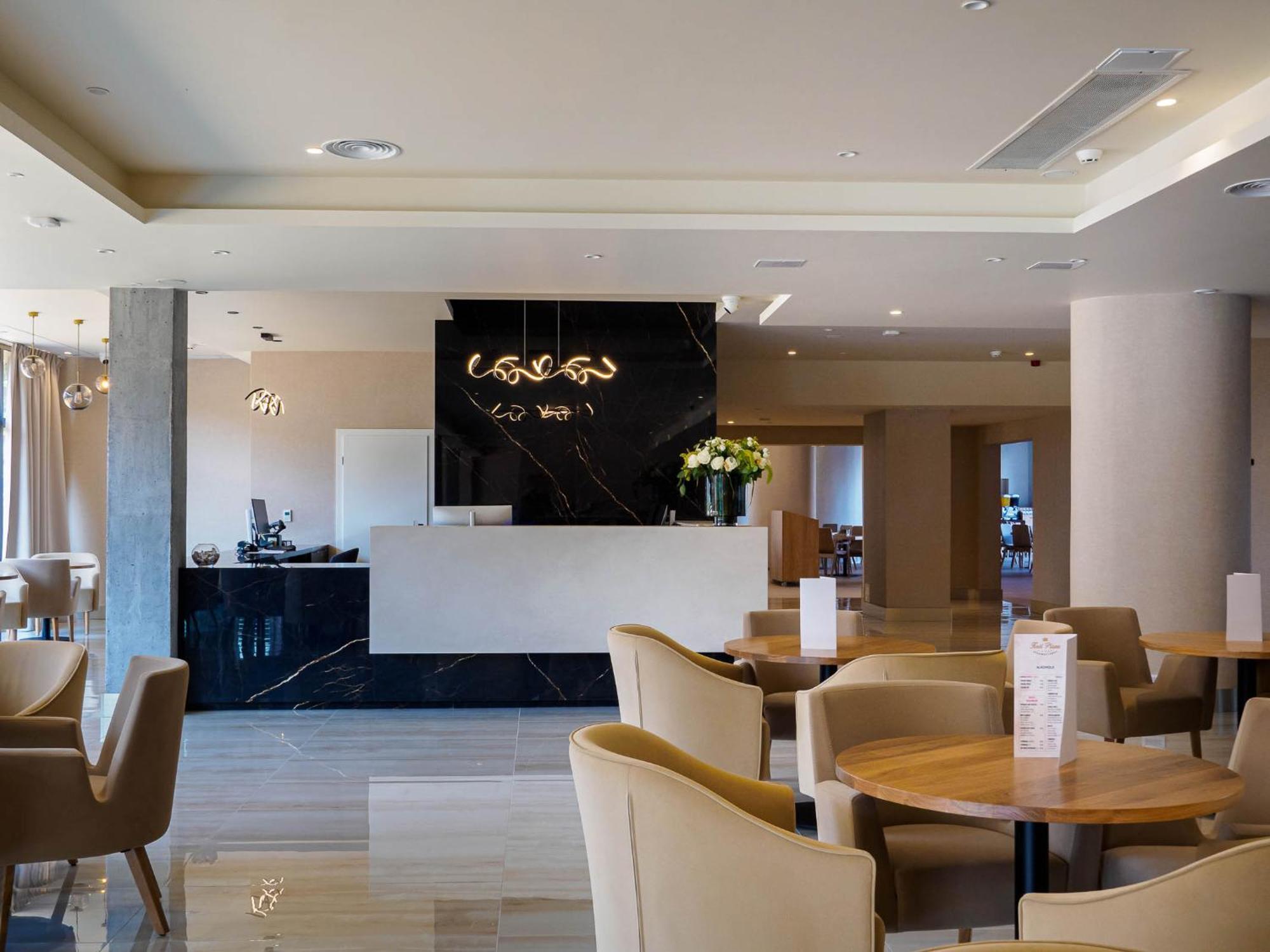 Krol Plaza Spa & Wellness Jarosławiec Esterno foto