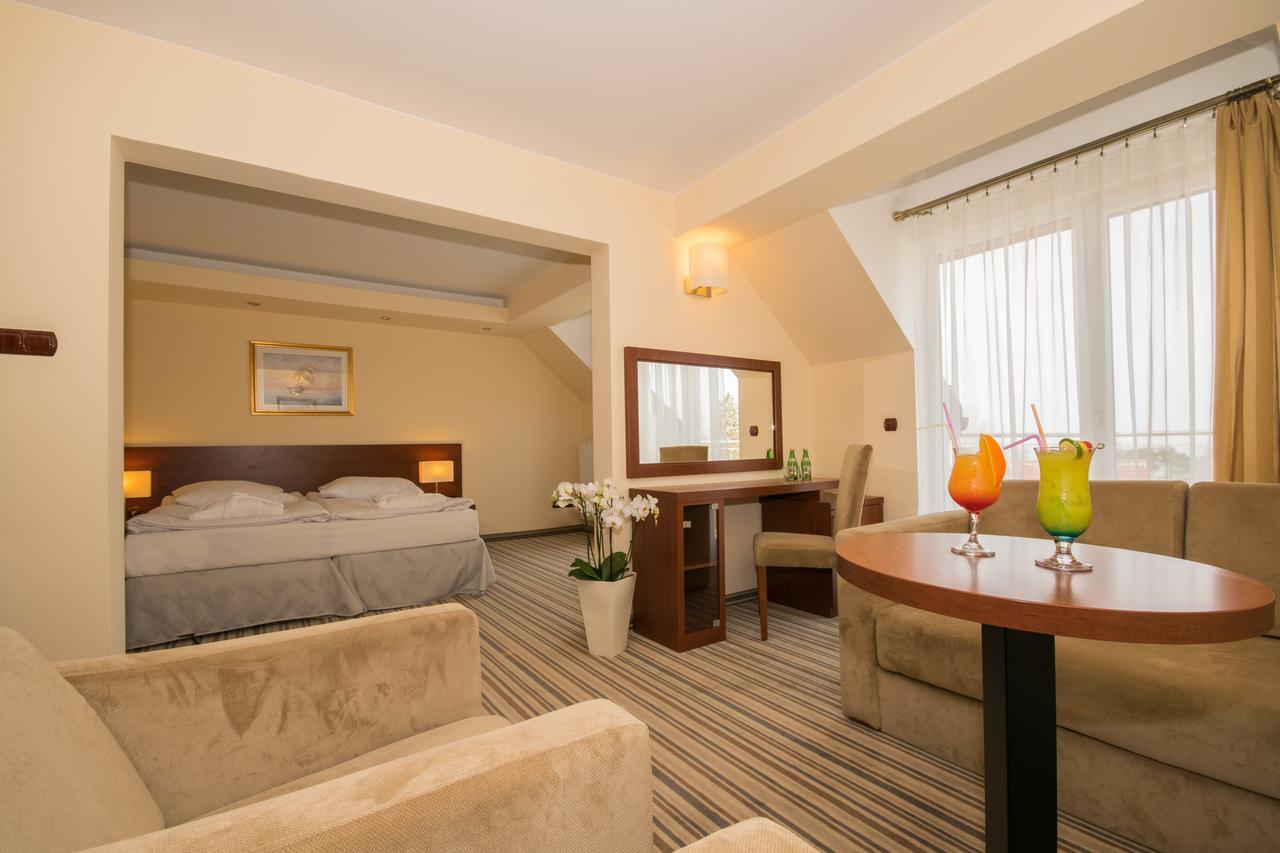 Krol Plaza Spa & Wellness Jarosławiec Esterno foto